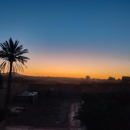 Sahara Sands Hotel 梅尔祖卡 外观 照片