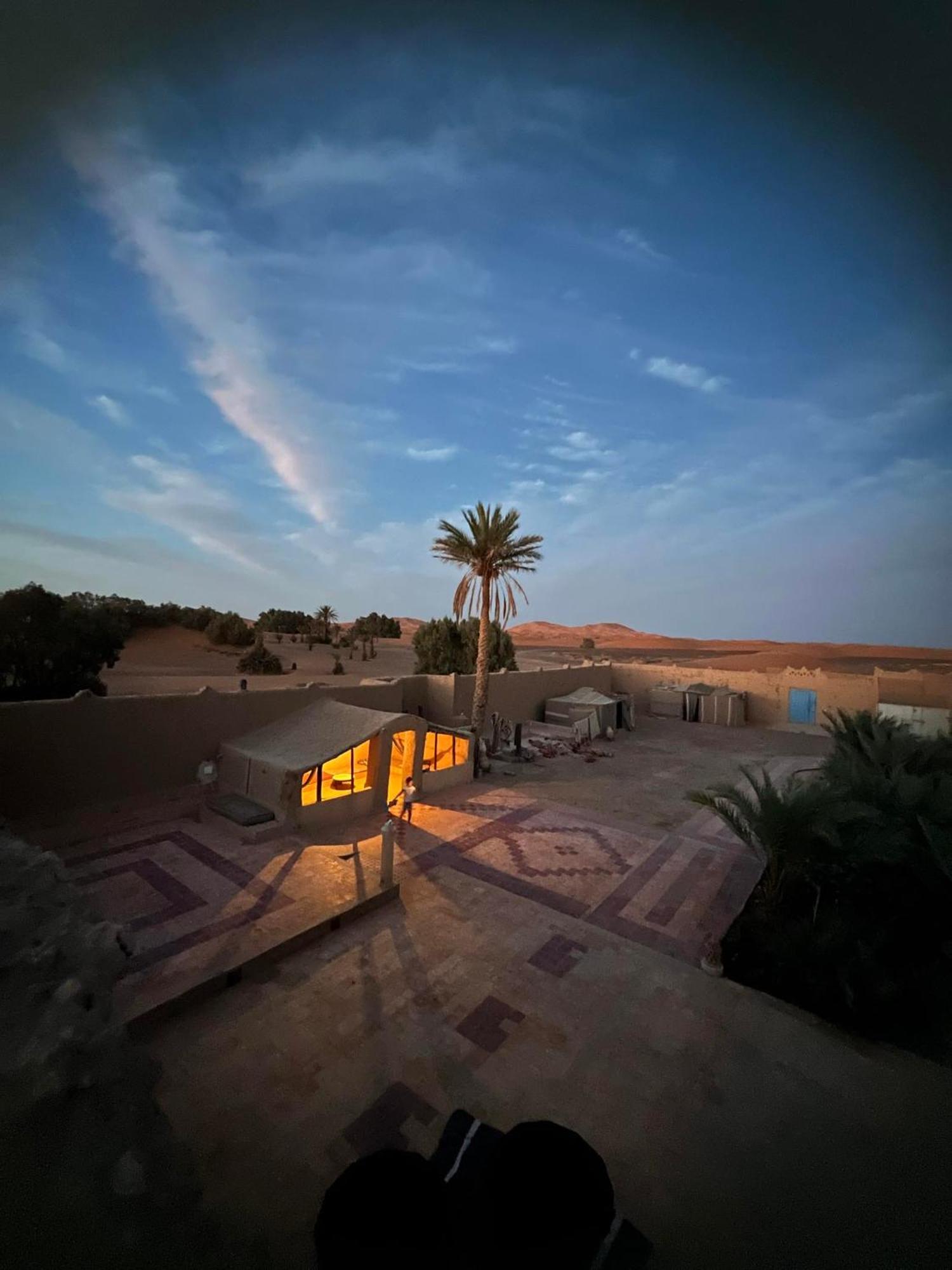 Sahara Sands Hotel 梅尔祖卡 外观 照片