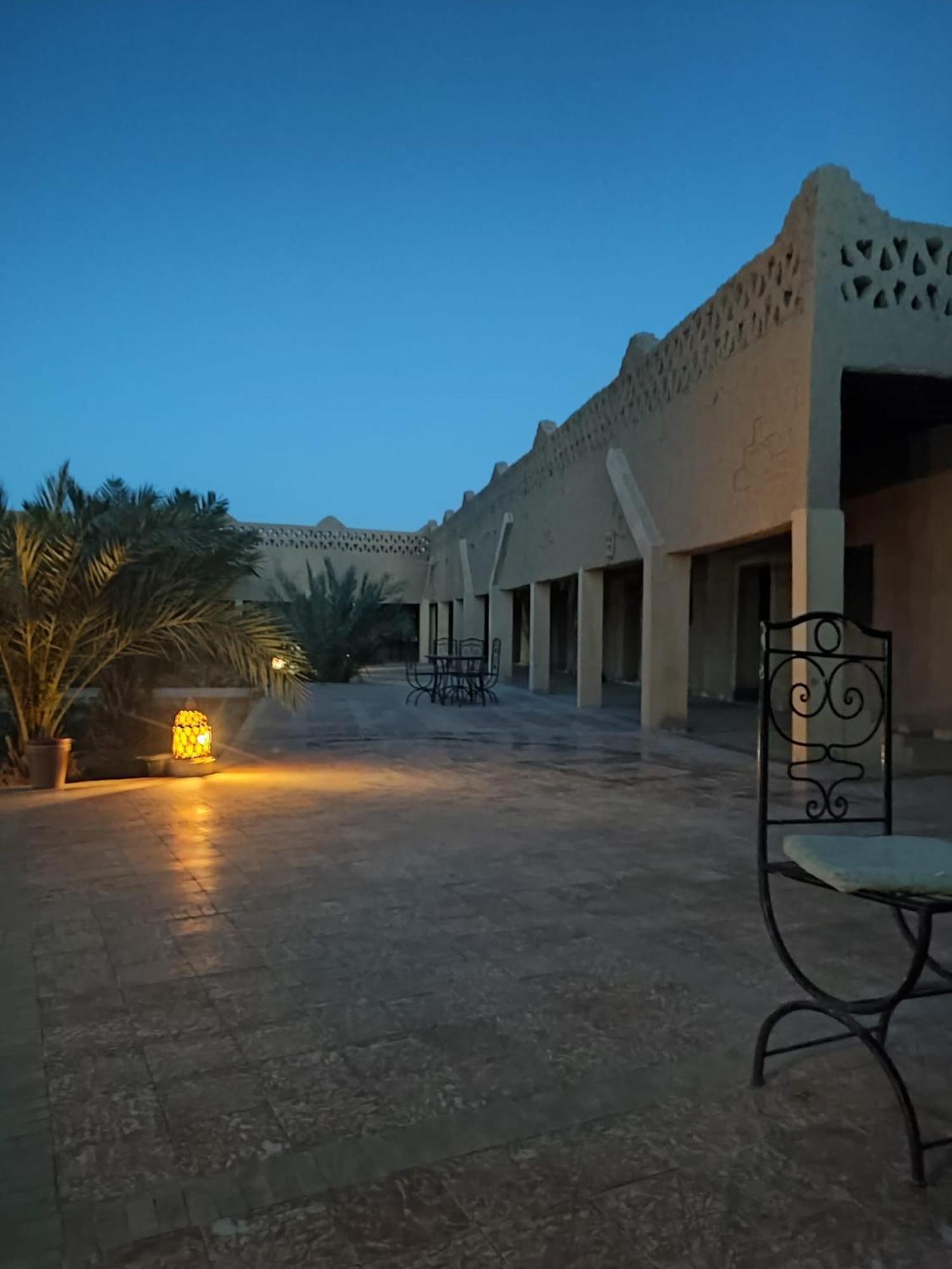 Sahara Sands Hotel 梅尔祖卡 外观 照片
