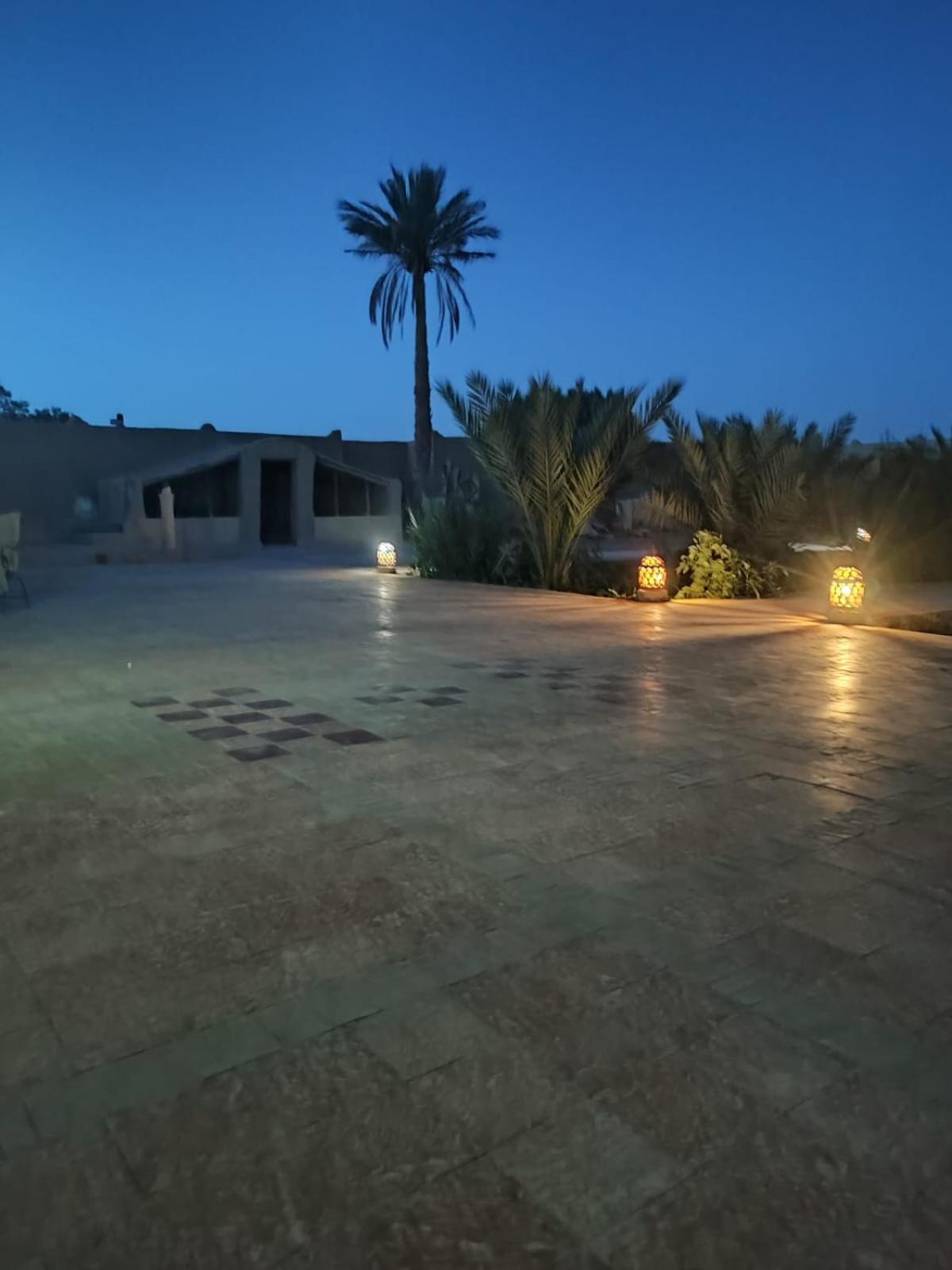 Sahara Sands Hotel 梅尔祖卡 外观 照片