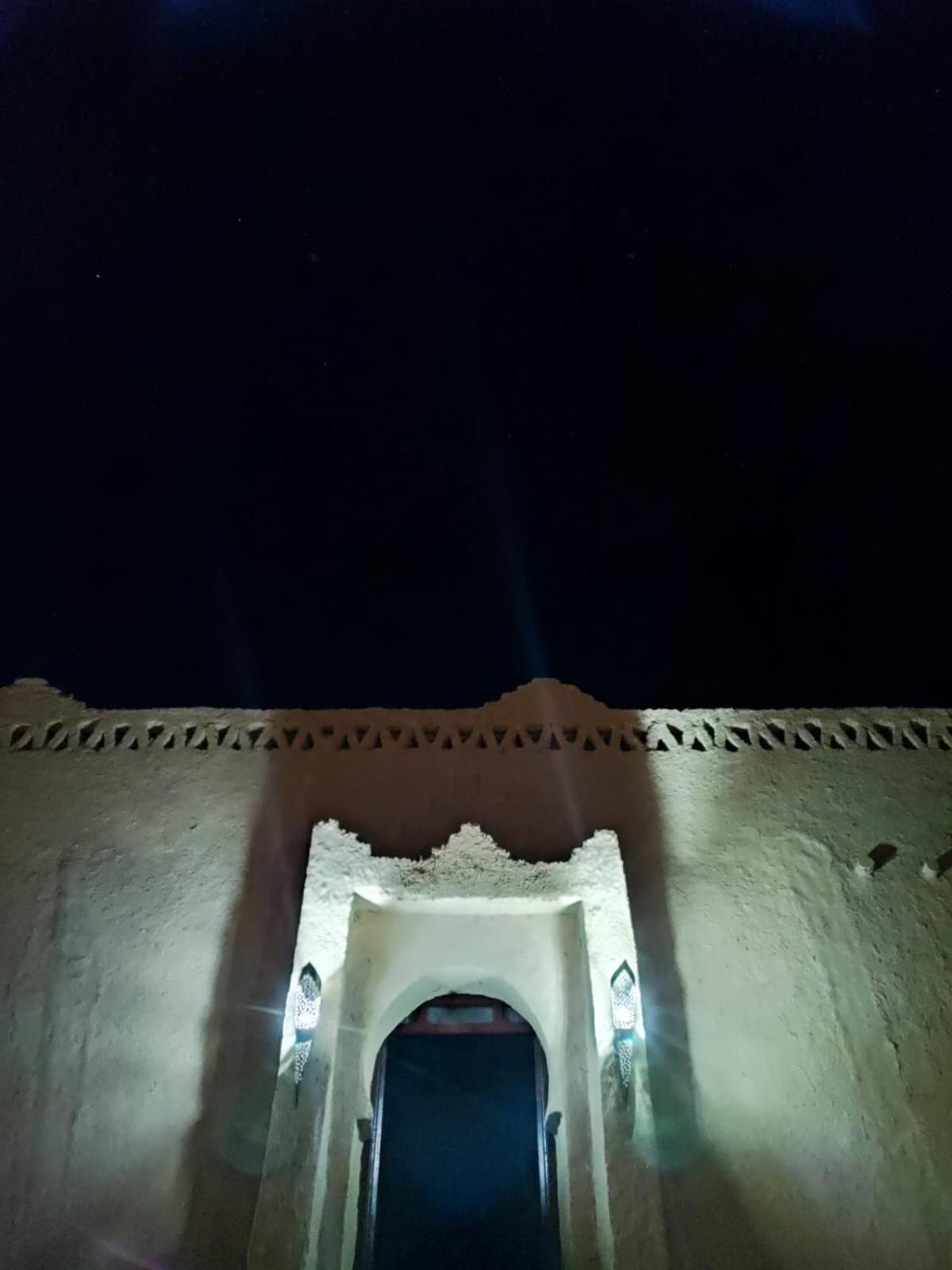 Sahara Sands Hotel 梅尔祖卡 外观 照片