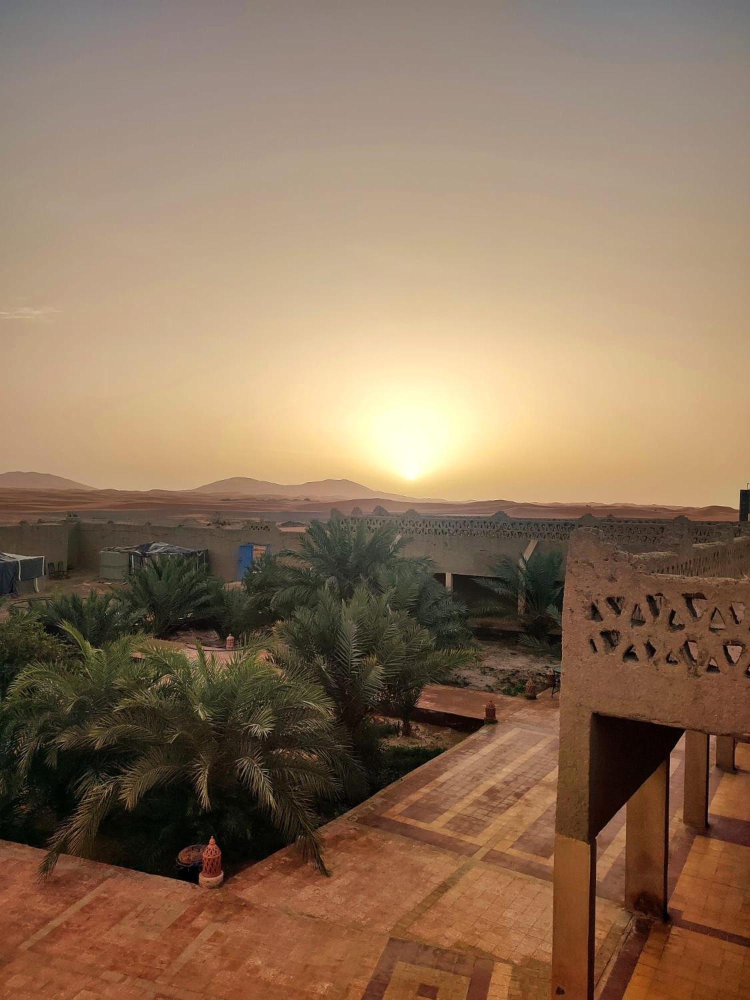 Sahara Sands Hotel 梅尔祖卡 外观 照片